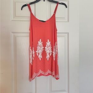 NEW Women’s Coral & White Top Size M
